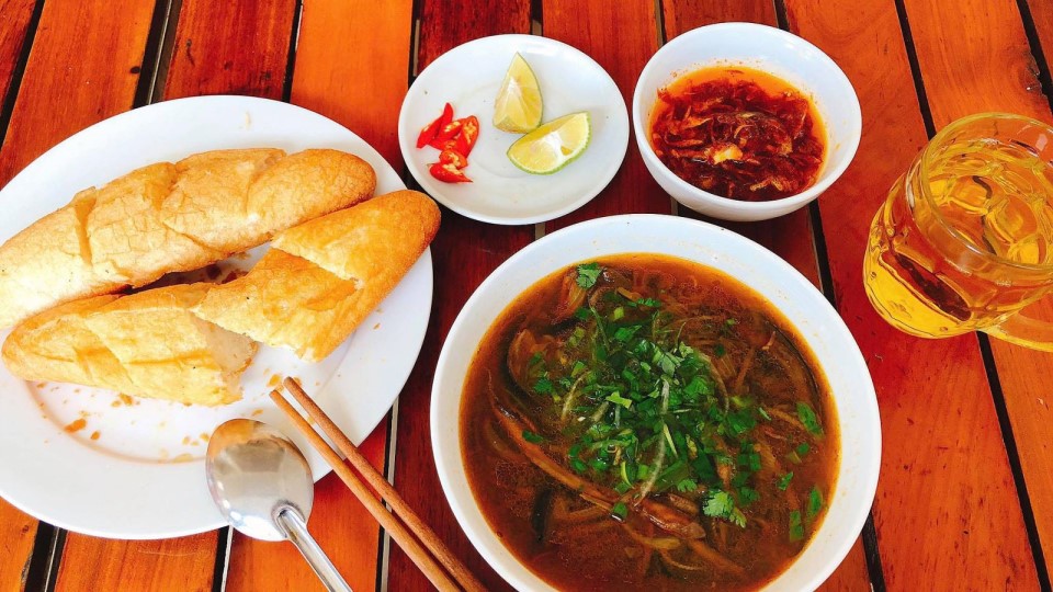 Trang tin Mỹ giới thiệu súp lươn Nghệ An, nhiều người vừa sợ vừa muốn thử