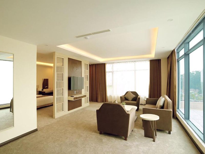 Khách sạn Mường Thanh Luxury Diễn Lâm
