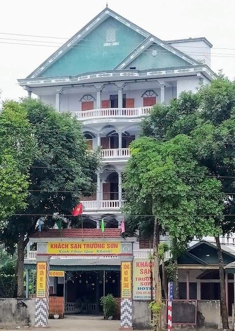 Khách sạn Trường Sơn