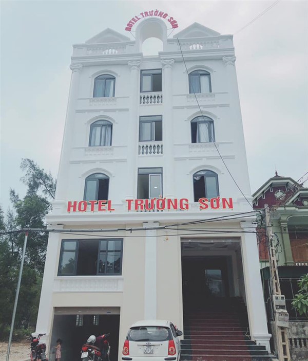 Khách sạn Trường Sơn
